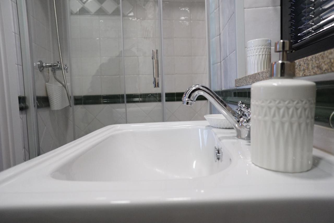 Modern House - Air Cond, Free Parking, Breakfast, By Porto With Love Lda Vila Nova de Gaia Exteriör bild